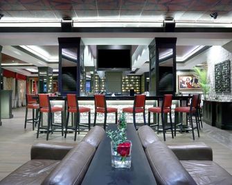 Wyndham Grand Fallsview Hotel - Niagara Falls - Bar