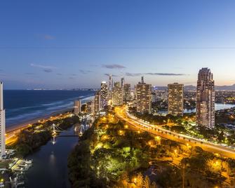 Gold Coast Amor'e Luxury Sub Penthouse - Main Beach - Buiten zicht