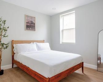 Stylish Minimalist Stay in City Center - Filadelfia - Habitación