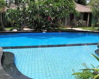 Mahaputri Bungalow - Gili Trawangan - Pool