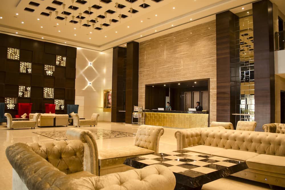 أنجوشري - أوجاين