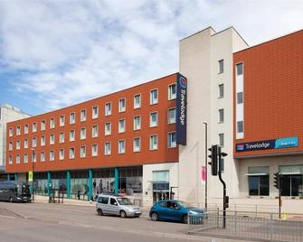 Travelodge Gloucester - Gloucester - Building