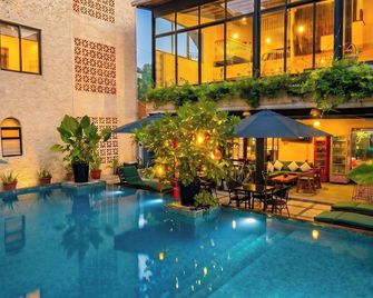 Zihua Mia Hotel Boutique - Zihuatanejo - Pool