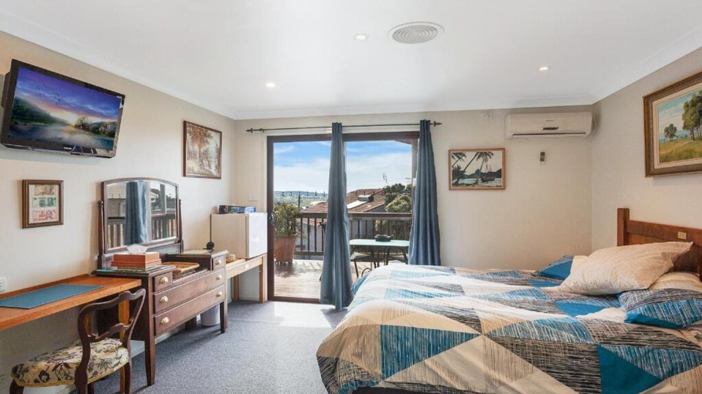 Anchors Aweigh Bed & Breakfast