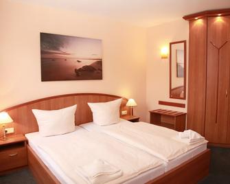 Hotel Bertramshof - Wismar - Bedroom