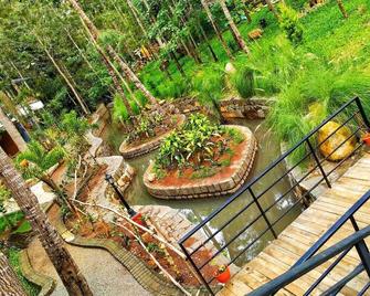 Mainland Resorts & Spa by Kolaahalam - Yercaud