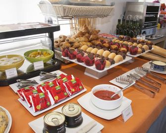 Cadosa - Soria - Buffet