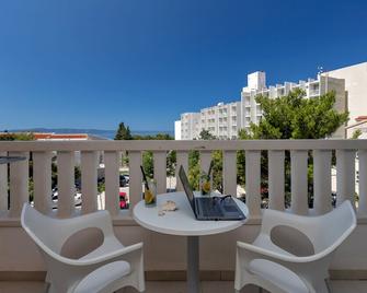 Aparthotel Flora - Tučepi - Balcón