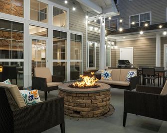 Residence Inn by Marriott Atlantic City Airport Egg Harbor Township - Egg Harbor Township - Patio