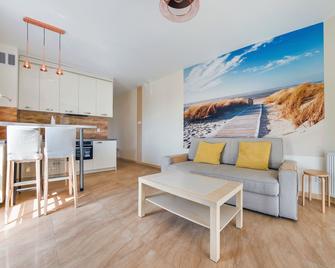 Apartamenty Sun & Snow Bursztynowe Osiedle Jantar - Jantar - Pokój dzienny