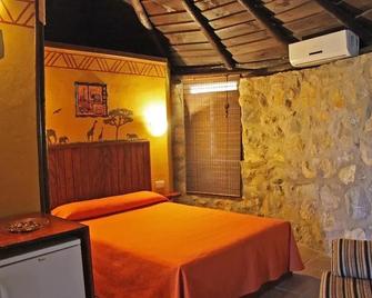 Hotel Selwo Lodge - Animal Park Tickets Included - Estepona - Habitació