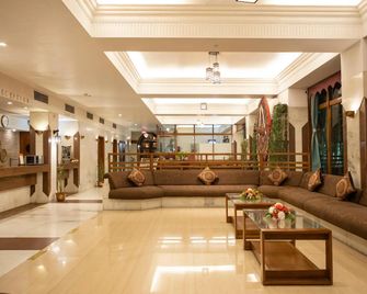 拉吉瑪哈陵酒店 - 古瓦哈提 - 大廳