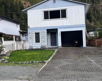 Aaa Tahsis Adventure Suite Near Marina - Tahsis