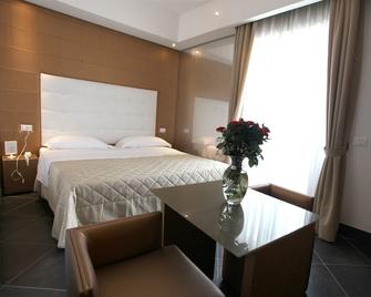 Hotel Briganti - Qualiano - Ložnice