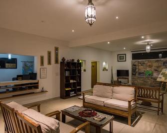 Dhole's Den Bandipur - Bandipūr - Living room