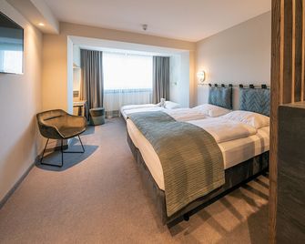 Parkhotel Schmid - Adelsried