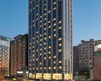 NINE TREE BY PARNAS SEOUL DONGDAEMUN - Seoul - Building