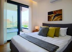 Phaedrus Living: Sea View Anna Residence 201 - Limassol - Chambre