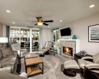 Oceanside Beach Condos - Oceanside - Soggiorno