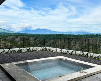 Destino Hotel & Hot Springs - Luxury Villa in San Bernando de Bagaces. - Bagaces - Piscina