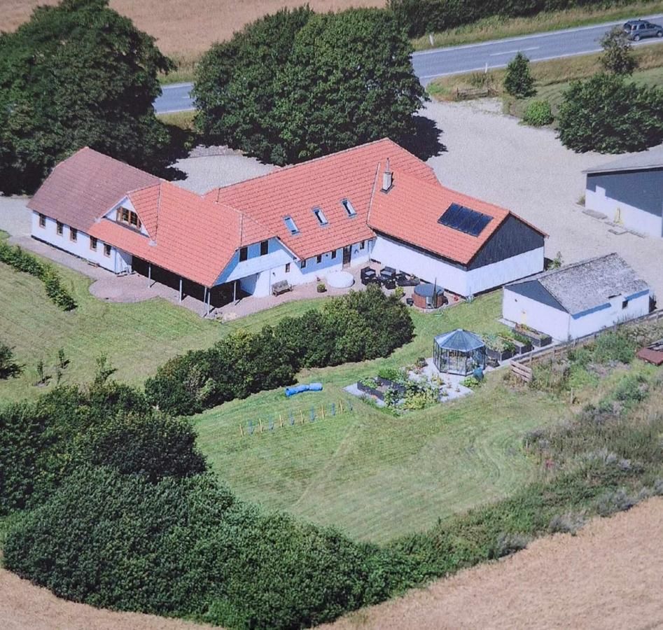 Groennebaek Bed and Breakfast – Holsted