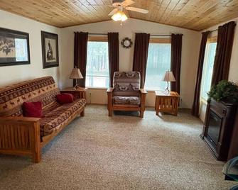 Willamette Pass Inn Chalets - Crescent - Salon