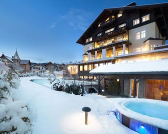 Hotel Villa Kastelruth - Castelrotto - Edificio