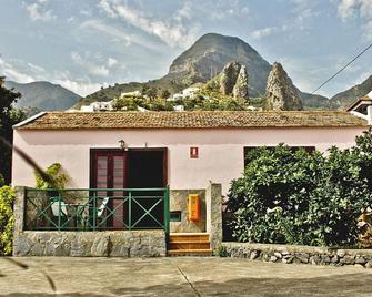 Finca Pinero - Hermigua - Building