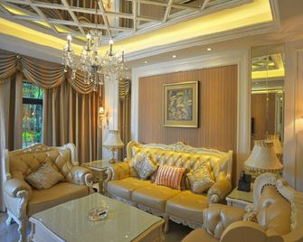 Dandi International Villa Hotel - Chuej-čou - Salónek