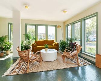 Greenporter Hotel - Greenport - Wohnzimmer