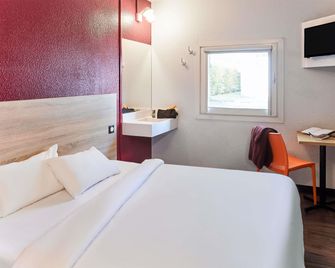 hotelF1 Nîmes ouest - Nimes - Habitación