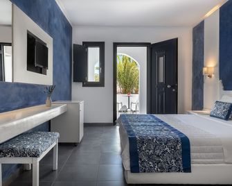Rivari Santorini Hotel - קאמארי - חדר שינה