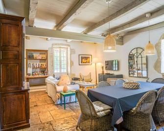 Beautiful Old Bastide with private pool and heated Nordic bath, near Montcuq - Montcuq-en-Quercy-Blanc - Comedor