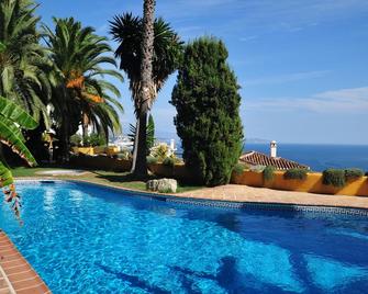tasteful conditioning, sea view (180 degrees), quiet / airy location - Almuñécar - Piscine