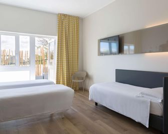 B&B Hotel Roma Pietralata Tiburtina - Rome - Bedroom