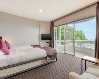 Izumigo Hotel Altia Toba - Toba