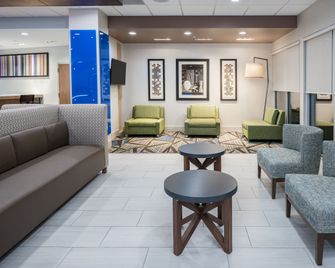 Holiday Inn Express & Suites Sugar Land Se - Missouri City By IHG - Missouri City - Lounge