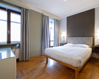 Hotel La Fertè - Asti - Спальня
