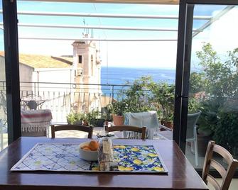 Casa Aranci - Acireale - Balcón