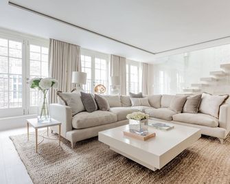 Eaton Mews South by Onefinestay - London - Living room