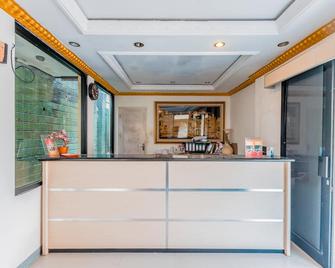 Dancenter Gunung Geulis Villagee - Sukaraja - Receptie