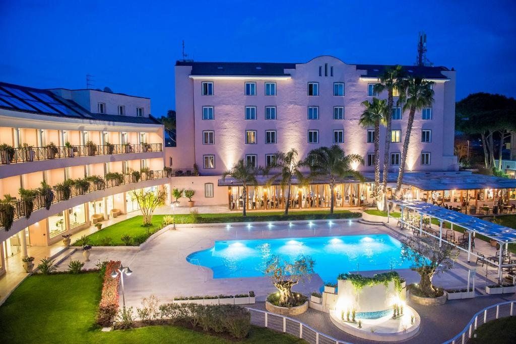 هوتل إيزولا ساكرا روما أيربورت