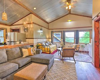 Pet-Friendly Outdoor Paradise w/ Grill, Decks - Thurman - Living room