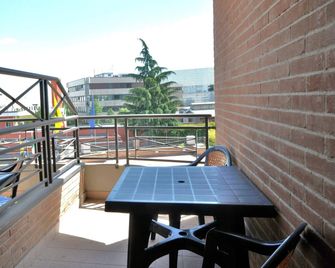 Planet Hotel - Maranello - Balcon