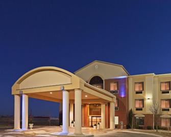 Holiday Inn Express & Suites Plainview - Plainview - Edifício