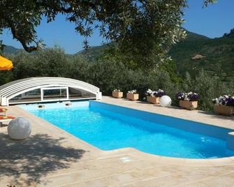 A corner of paradise in Drôme Provençale for 4 guests - Buis-les-Baronnies - Piscine