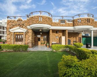 Heiwa Heaven the Resort - Jaipur - Building