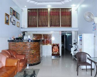 Khmer Village Hostel - פנום פאן - דלפק קבלה