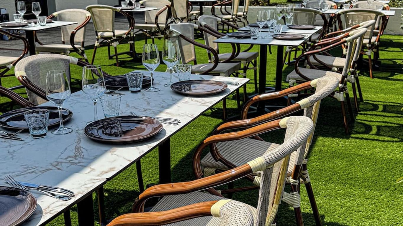 Hôtel Restaurant Le Brennus Logis Hotels