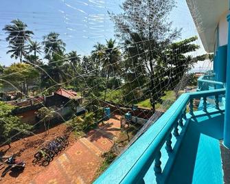 Soul Hostel - Varkala - Balkon